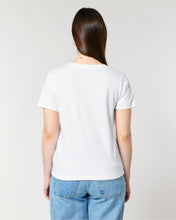 Women's V-Neck Organic T-Shirt | Stella Isla SATW032