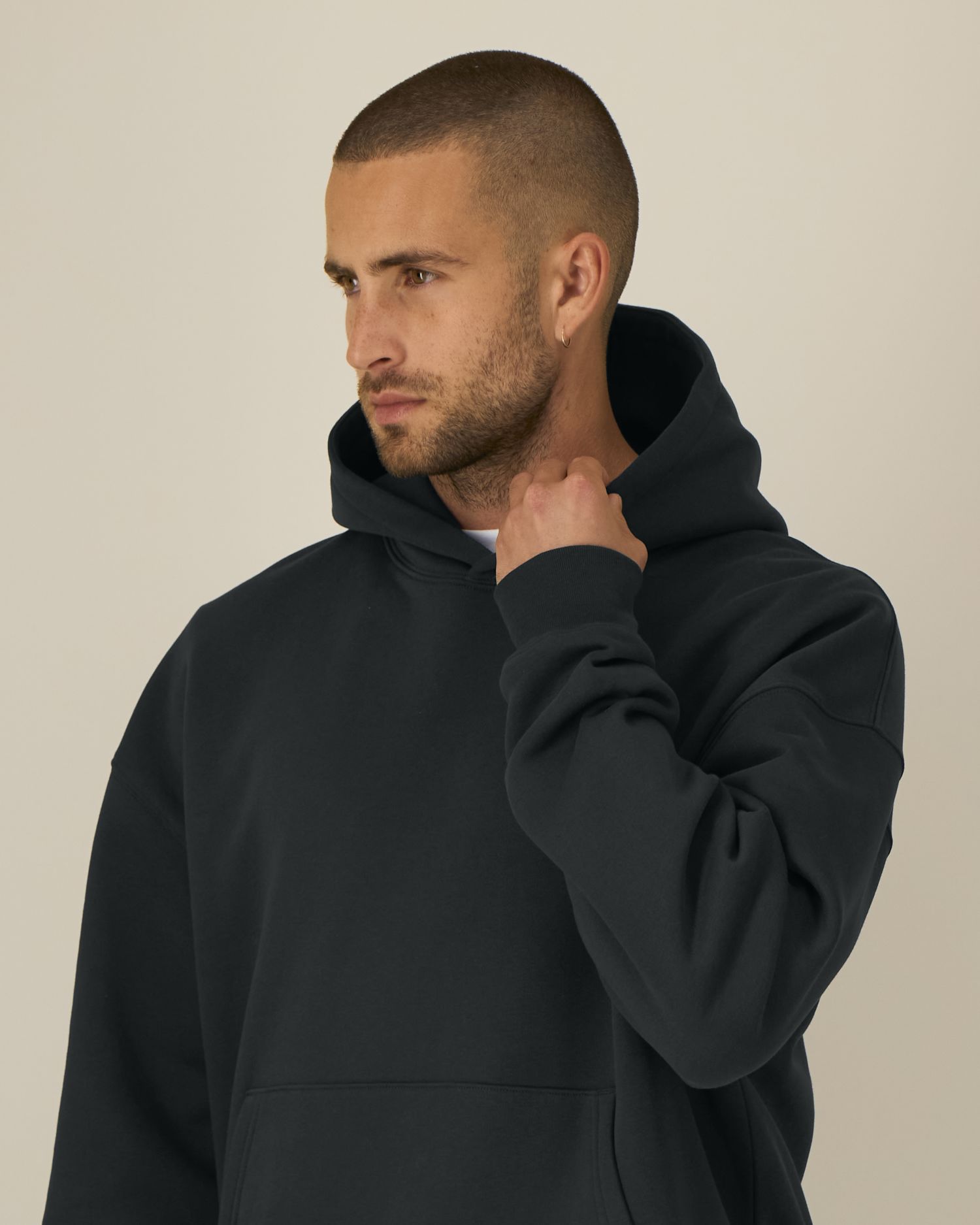 Relaxed Fit Organic Cotton Hoodie | Chaser SASU038