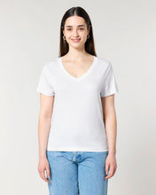 Women's V-Neck Organic T-Shirt | Stella Isla SATW032